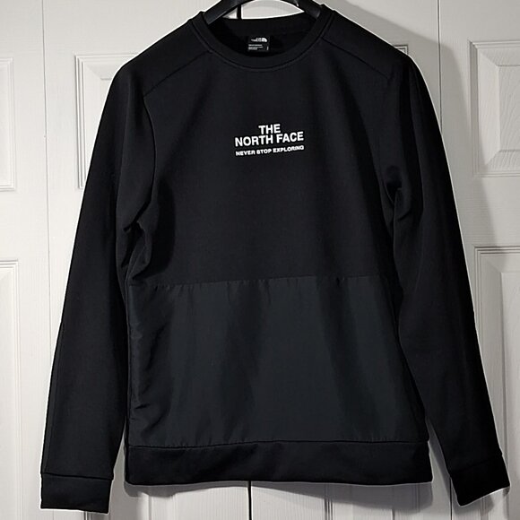 The North Face Sweater - Picture 2 of 13